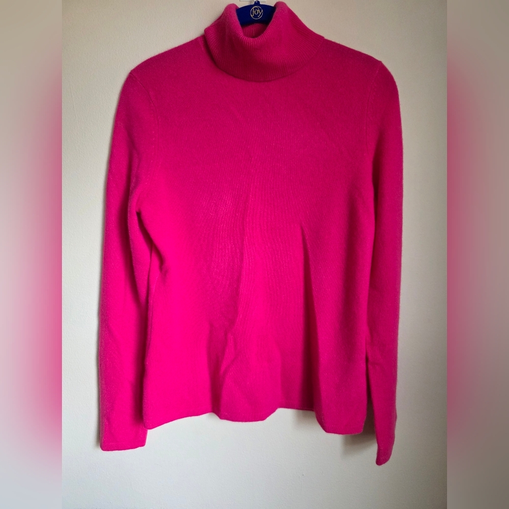 Lord & Taylor Vibrant Pink Turtleneck,NWT